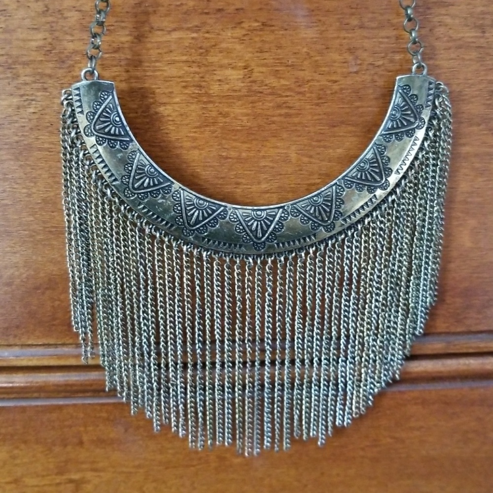 Tribal necklace